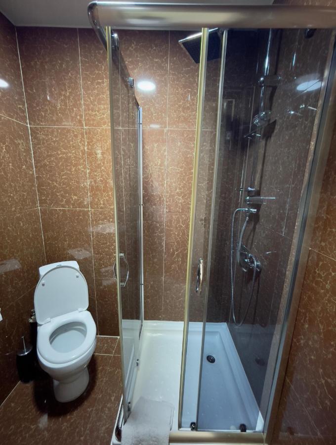 Mr Guest House Tbilisi Exterior photo